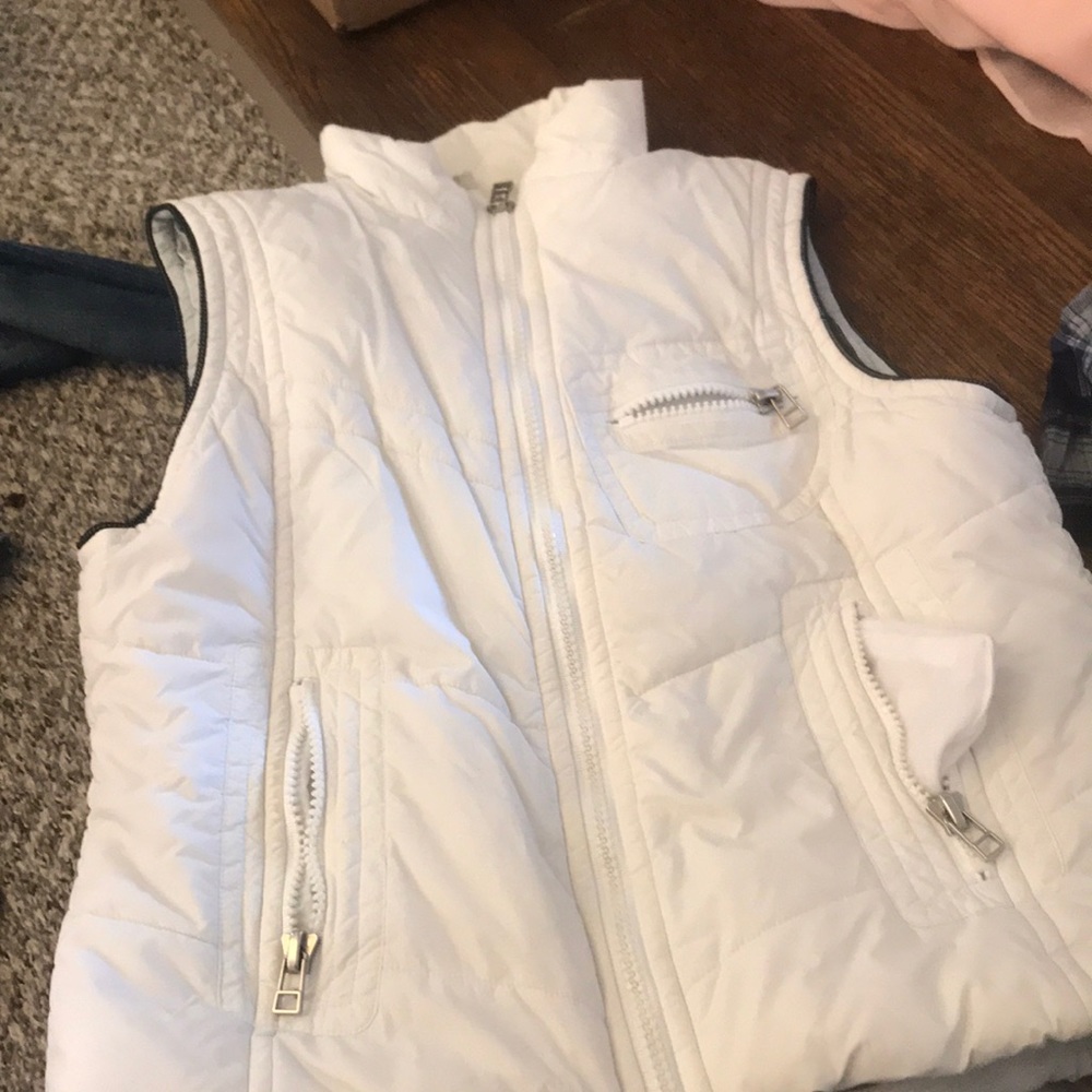 Puffer sleeveless coat